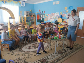 Игровое занятие с воспитанниками старшего и среднего возраста «Мир ощущений» в рамках недели психологии Игровое занятие с воспитанниками старшего и среднего возраста «Мир ощущений» в рамках недели психологии.